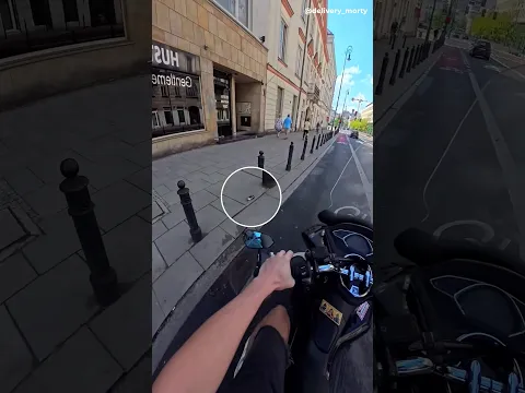 He Found a Mercedes Car Key Lying on the Road