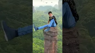 يوسف وعبودي ولارا صاعدين على اعلى جبل Shorts 