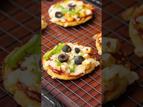 Trending No oven No Maida Pizza for kids | Healthy Crust Mini Pizza | #easyrecipe #kidsfood #pizza