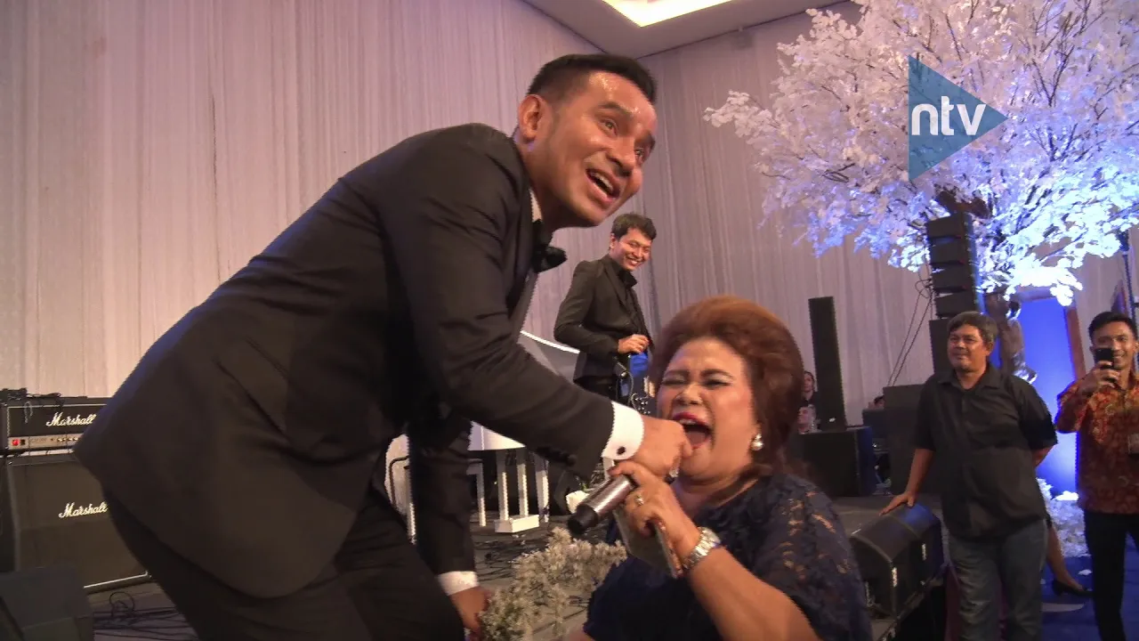 Judika - Bukan Rayuan Gombal | Song on Wedding Ceremony Tommy & Dea