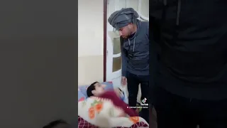 لما ابوك يصحيك بدري يوم الإجازة احمد وابنه حمزه لايك اشتراك حالات ضحك جميع الدول العربيه 