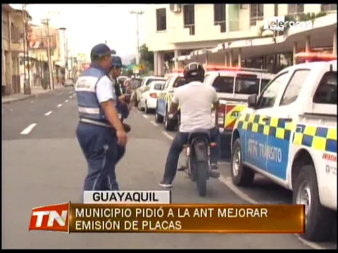 Municipio pidió a la ANT mejorar emisión de placas