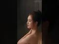 সিইও তার সাজানো স্ত্রীকে পছন্দ করত না, কিন্তু ভোজে তাকে জুতা খুলতে দেখে হেসে ফেলল!