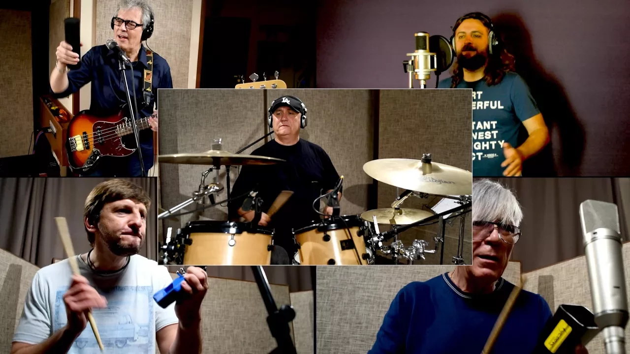 I'm A Man - Chicago (Leonid & Friends cover) I'm A Man - Chicago (Leonid & Friends cover)