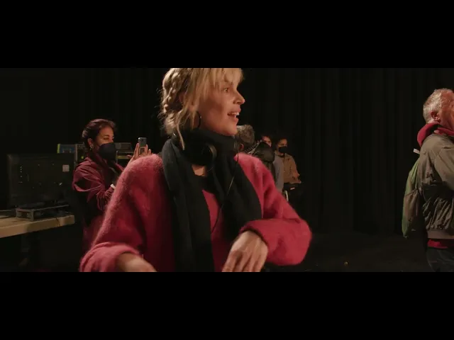 Felicità di Micaela Ramazzotti | Backstage