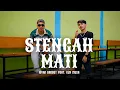 Download Lagu STENGAH MATI - Riyan Brebet Feat. Eza Musa (Music Video)