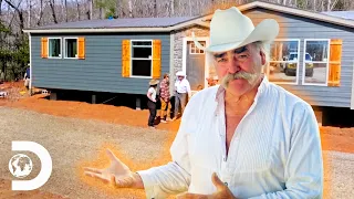 $100,000 Surprise Leaves Hurricane Survivors In Tears | Homestead Rescue