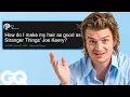 Download Lagu Joe Keery Replies to Fans on the Internet | Actually Me | GQ