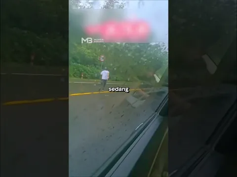Tiba-Tiba Berhenti di Tengah Jalan, Ternyata Pria Ini Melakukan Hal Tak Terduga β€οΈ