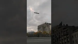 بتمر ساعات بعد لقانا الروح لوجودك عطشانة وردة الجزائرية 