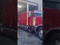 Download Lagu Peterbilt 379: Double Sleepers, Double the Style, and Comfort 🚛🔥