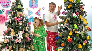Download Nastya and dad are participating in the competition for the best Christmas tree MP3