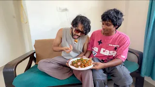 Dost ko Chilli Paneer khilaya aur....🫨