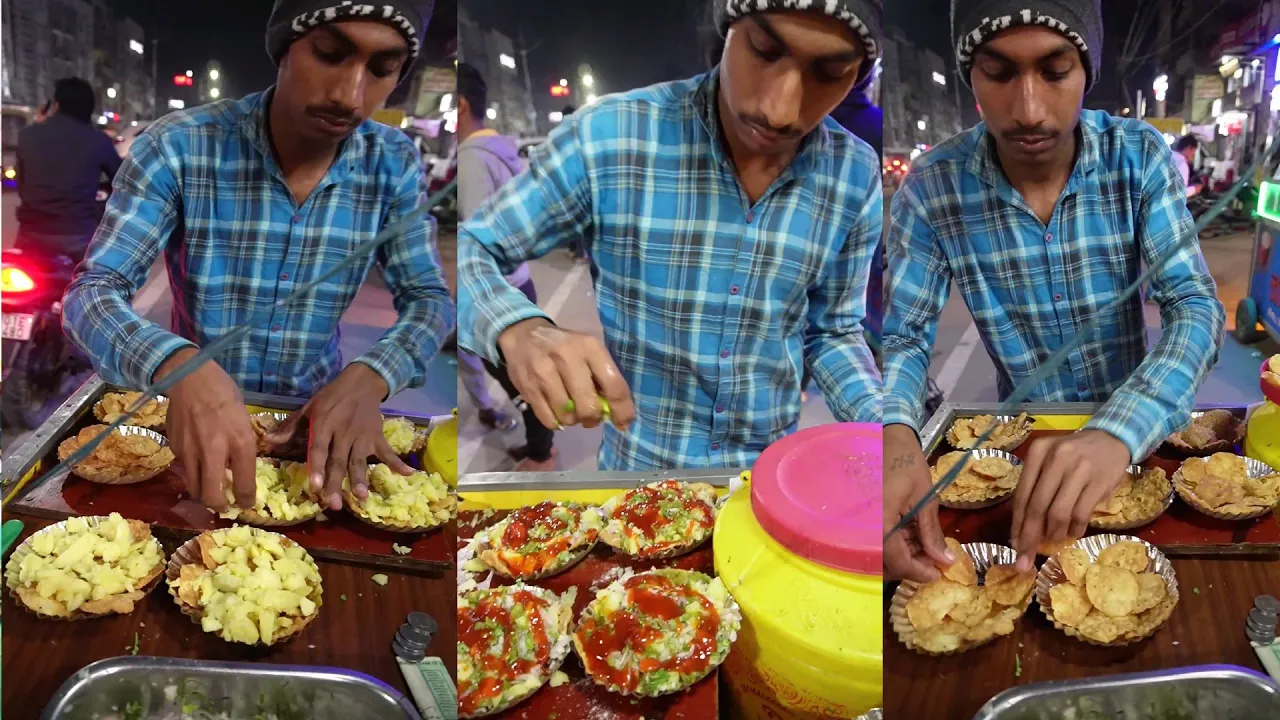 Hard Working Patna Man Selling Batata Puri   30 Rs/ Plate   Indian Street Food
