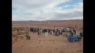 صلوا على النبي ما دامت الدنيا 