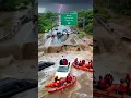 Download Lagu Suasana terjebak banjir bandang berlumpur dijalan#s