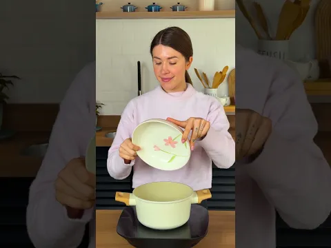 BOMBOM CRAVEJADO DE MORANGO COM MARACUJÁ 🍓💛