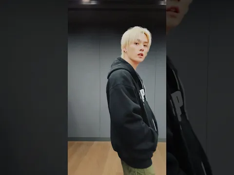 Lee Know, Changbin, HAN, I.N "In The Dark"