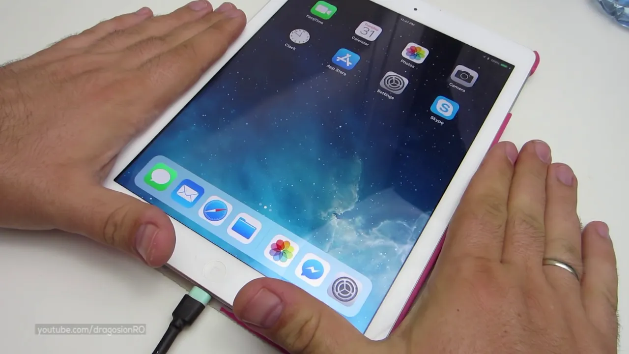 How to turn on iPad with empty battery icon