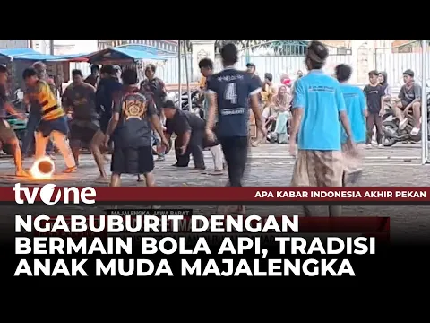 Kelompok Remaja di Majalengka Ngabuburit Bermain Bola Api