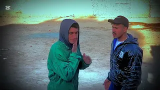 فيلم رؤوف مشهد باسم سمره   على اغنيه وضع سامح لعيشه جابر  دندنها