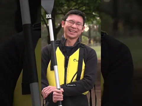 Hot Air Balloon vs Kayak in Canberra | ABC NEWS