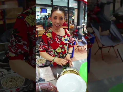 Beautiful Vendor - Pandan Juice | Laos Food | Vientiane #shorts