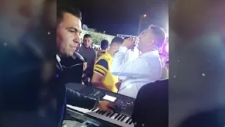 الفنان أحمد عمر  دبكة عرب وطعنوني برصاصه  دندنها