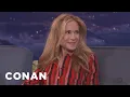 Download Lagu Holly Hunter: \