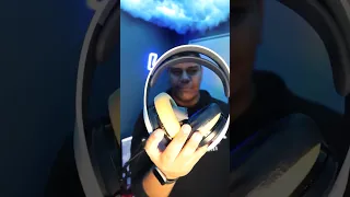 اذا كانت مشكلة هاذي المشكله بسماعتك انتبه تغيرها Shorts 