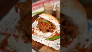 Ek choti si trick, extra crispy Kanda Bhajiya ke liye #kandabhaji #recipe #foodie #streetfood