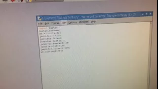 Equilateral triangle using Python Turtle