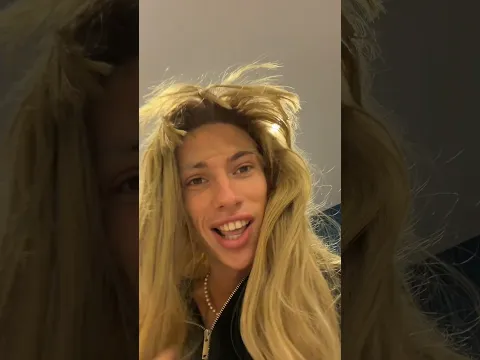 JE RÉVEILLES MON FRÈRE AVEC UNE PERRUQUE ! 😂