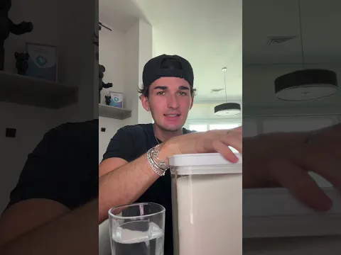 UN POP-ABLE BUBBLES