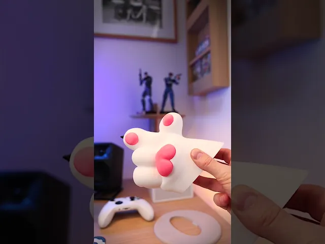 Cat Paw Wall-Mounted Headphones Holder video thumbnail