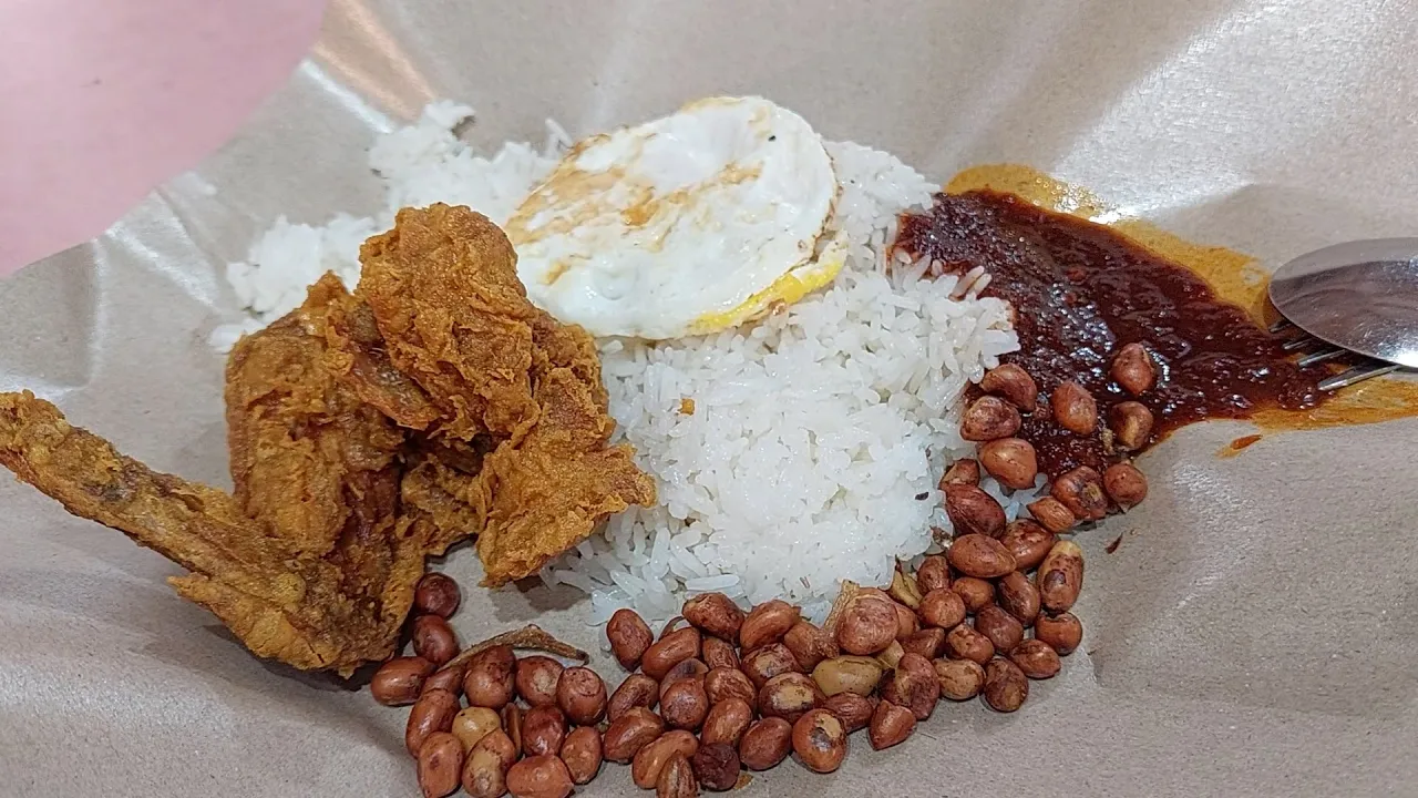 Boon Lay Place Food Village. Boon Lay Power Nasi Lemak. This Nasi Lemak has Power leh