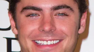 Zac Efron Got Dreadlocks And The Internet Roasted Him For It