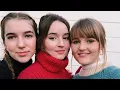 Kaitlyn Dever losing mom to cancer father and 2 sisters