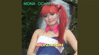 Download Munaroh MP3