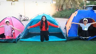 تحدي اخر واحد يطلع من الخيمة يربح       دندنها