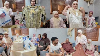 "واو على مفاجأة! حفصة فرحات الكل بالهدايا وبا محمد صدمها بأكبر مفاجأة... دار جديدة!"