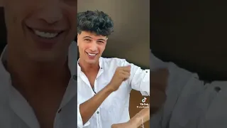 عايز اقولك بحبك انا قلبي لقلبك شريف خالد 