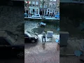 Download Lagu Student redt vrouw uit te water geraakte auto in Delft #nos #nieuws