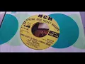 Download Lagu Roy Orbison - There Won't Be Many Coming Home - 1967 Anti-War song - MGM 13760
