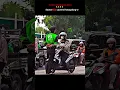 Lagu Ojol ini jegat cewek yang egois ingin melewati trotoar‼️ #viral #motovlog #shorts