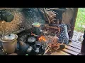 MasyaAllah suasana dapur uwa masih tradisional bikin betah ketika berkunjung keu rumah tengah sawah