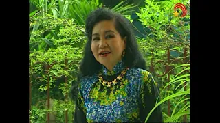 Mẹ yêu con