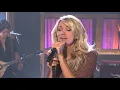 Carrie Underwood - Mama's Song (Walmart Soundcheck 2009)