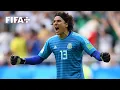Keeper Reels Guillermo Ochoa