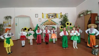 Ходить гарбуз по городу Гуківський ліцей 